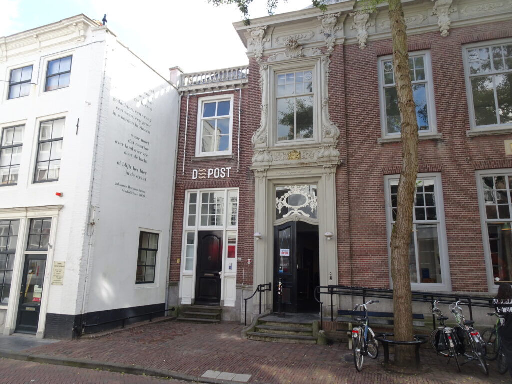 Kantoorverzamelgebouw Taxatie- en adviesbureau Geschiere-Josiasse De Post in Middelburg